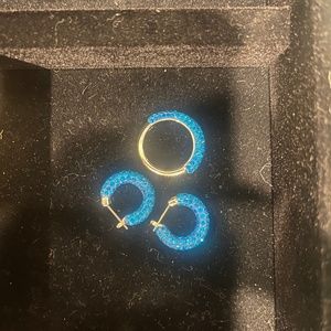 Swarovski Tigris ring and earrings, blue